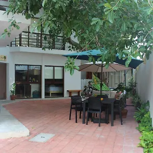 opis-haus.quintano-roohotels.com/